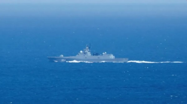 Atlantik Okyanusu’nda tehlikeli gerilim: ABD Rus bayraklı tankere operasyon başlattı!